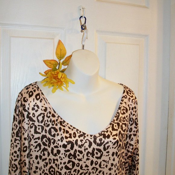 Sexy V-Neck Bodycon Leopard Print Sheath Dress Sz L Long Sleeve - Picture 3 of 8